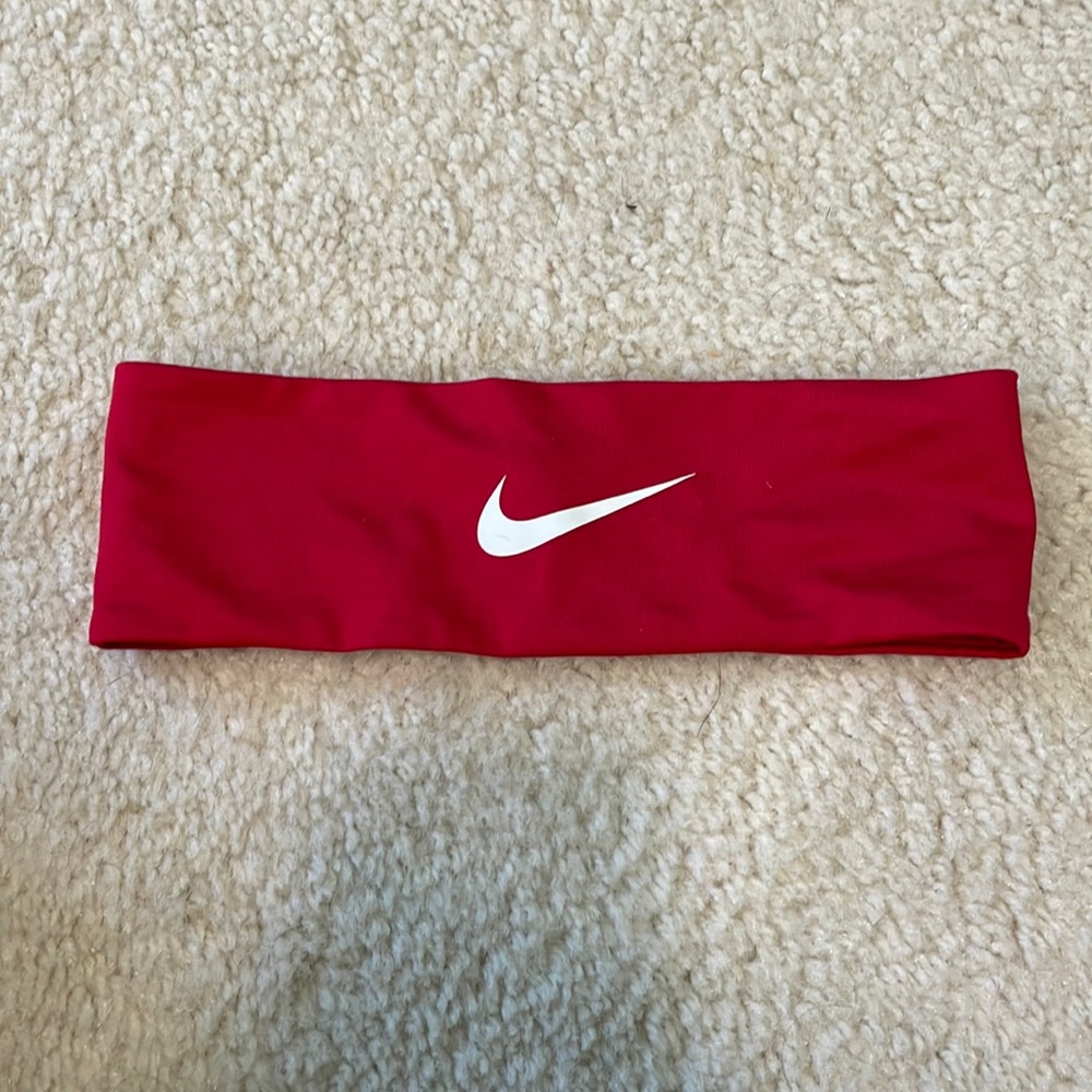 Nike headband